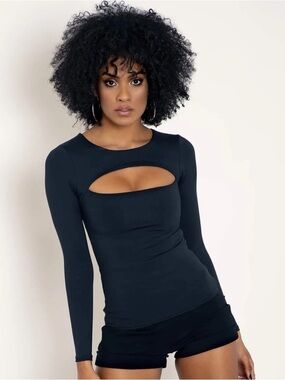 NWT Blackmilk Matte LS Peephole Top ~ LIMITED Black Size Medium